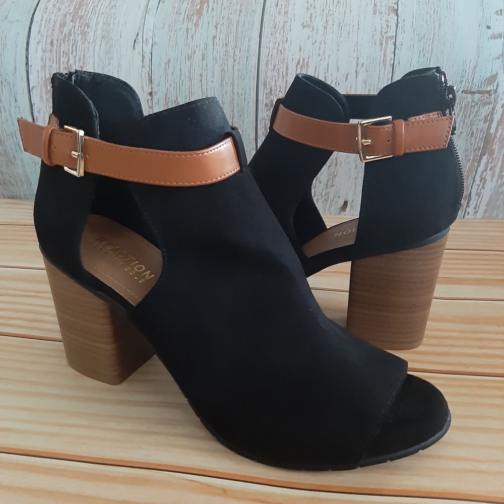 Kenneth Cole Reaction Open Toe Hit Hooded Booties